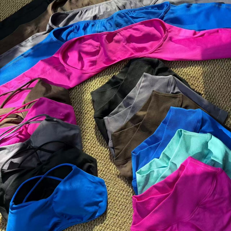 Completo Sportivo da Donna ad  - Sports Bra Racerback recensione e prezzo